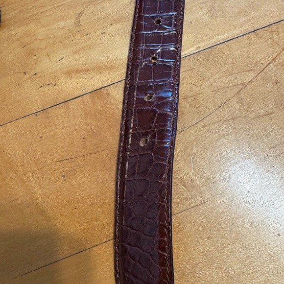 Talbots Ladies Size Small Brown Leather Crocodile Embossed Pattern Belt - Picture 4 of 4